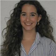 Soy estudiante de idiomas, y doy clases particulares de lengua castellana con posibilidad de otro idioma